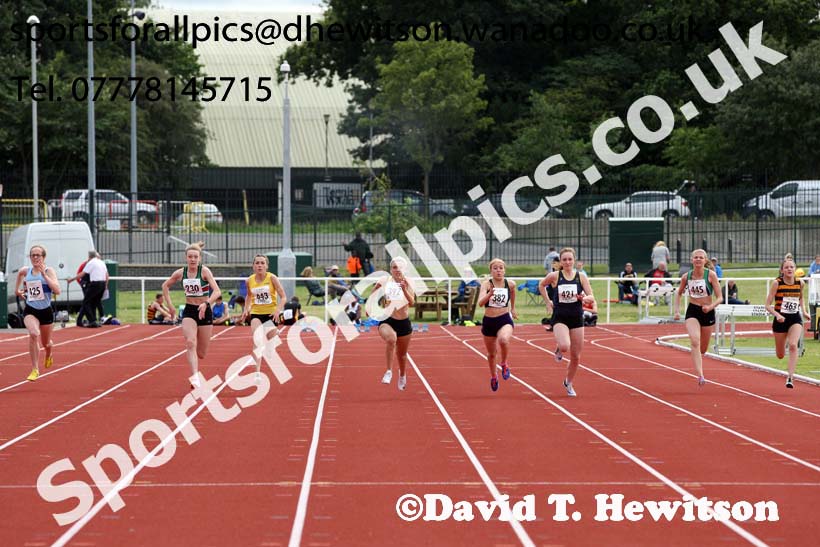 Womens under-17s 100 metres, Northern Under-13s, U-15s and 17s Championships. Photo: David T. Hewitson/Sports for All Pics